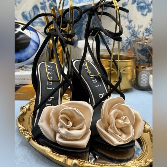🆕 GIANNI BINI 🧿 NWOB Dakota Satin Flower Wrap Around Sandals, Black - Sz 8M - Picture 10 of 16
